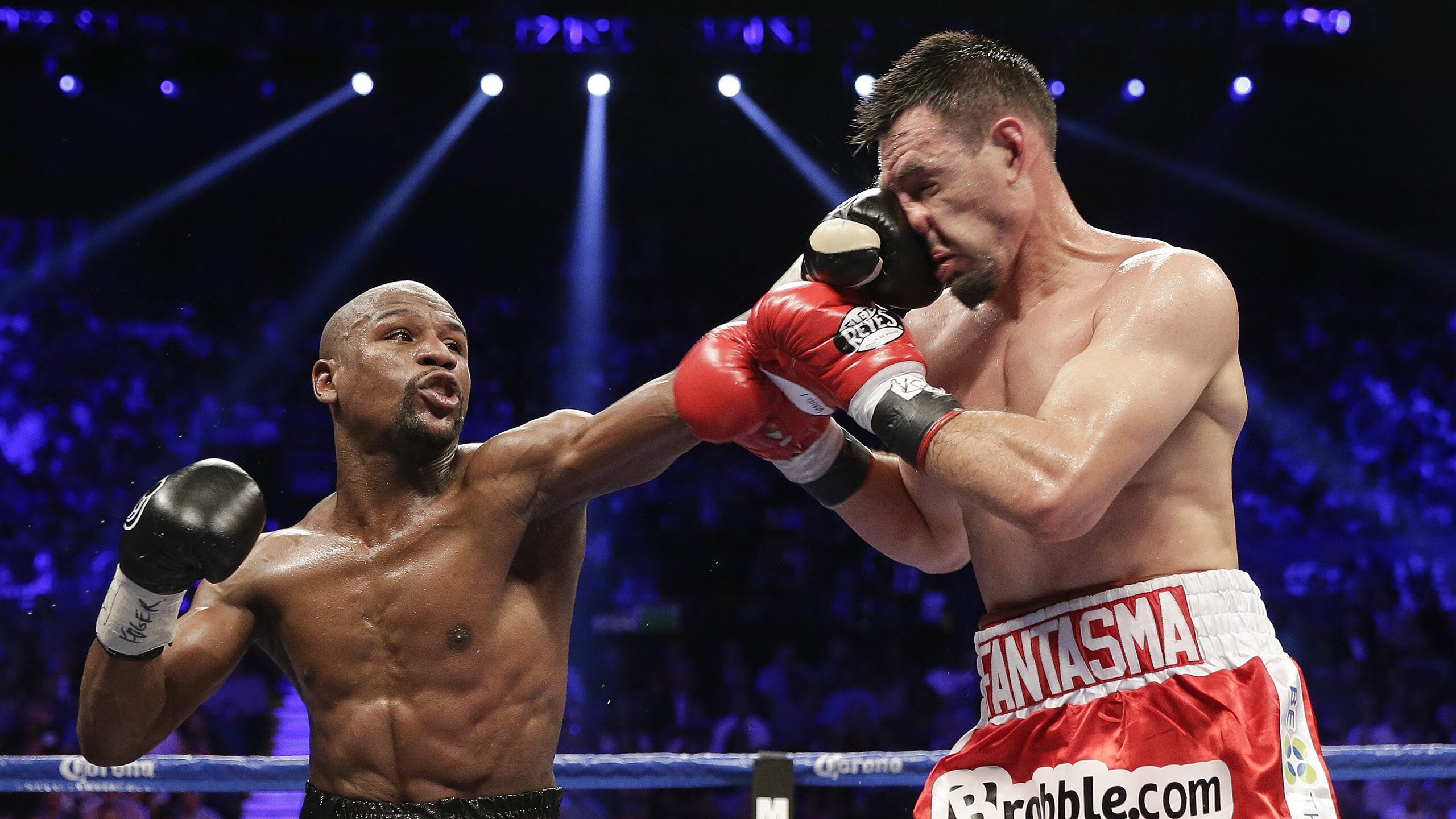 全球球场风云:篮球豪门争霸擂台燃情开赛,球场风云挑战豪门技巧