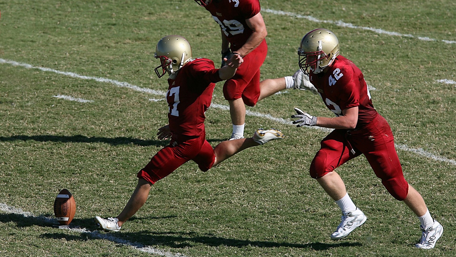 -勇士主场逆转快船，库里第四节狂砍18分上演逆天翻盘，勇士打快船库里超远三分是哪一场